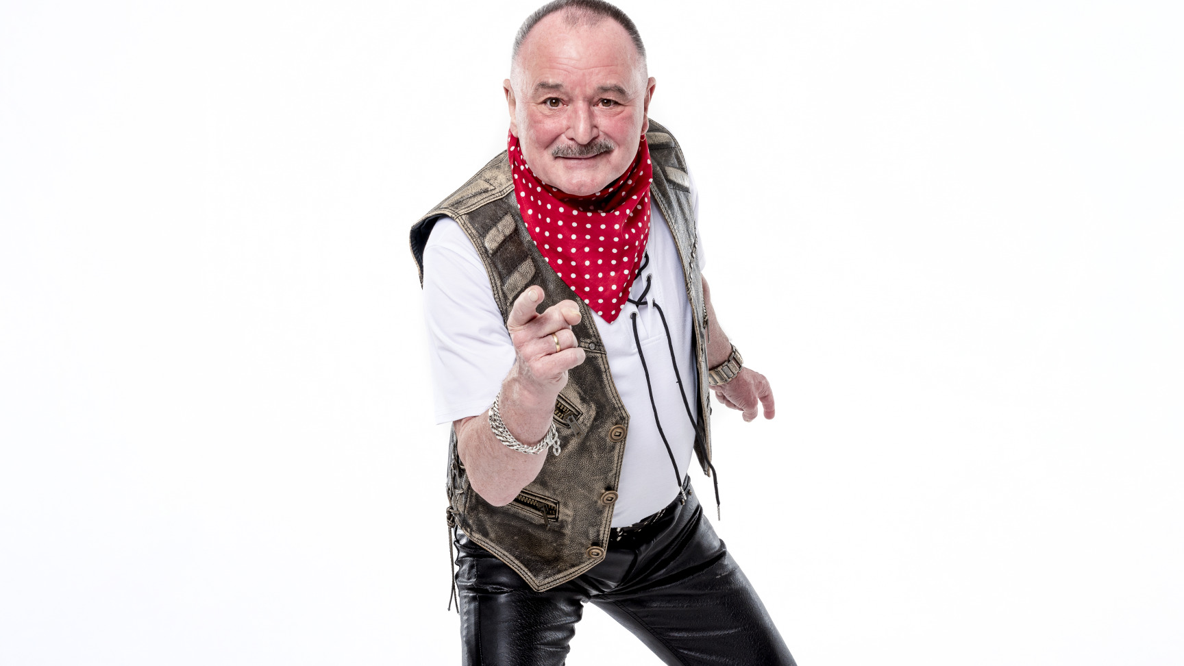 Nagy Feró pózol