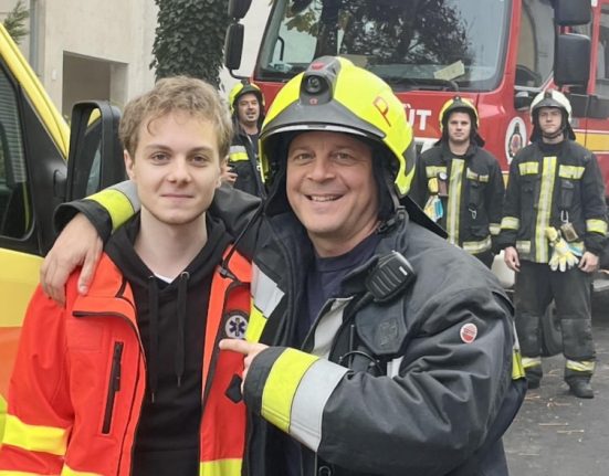 tűzoltó apa, mentős fia